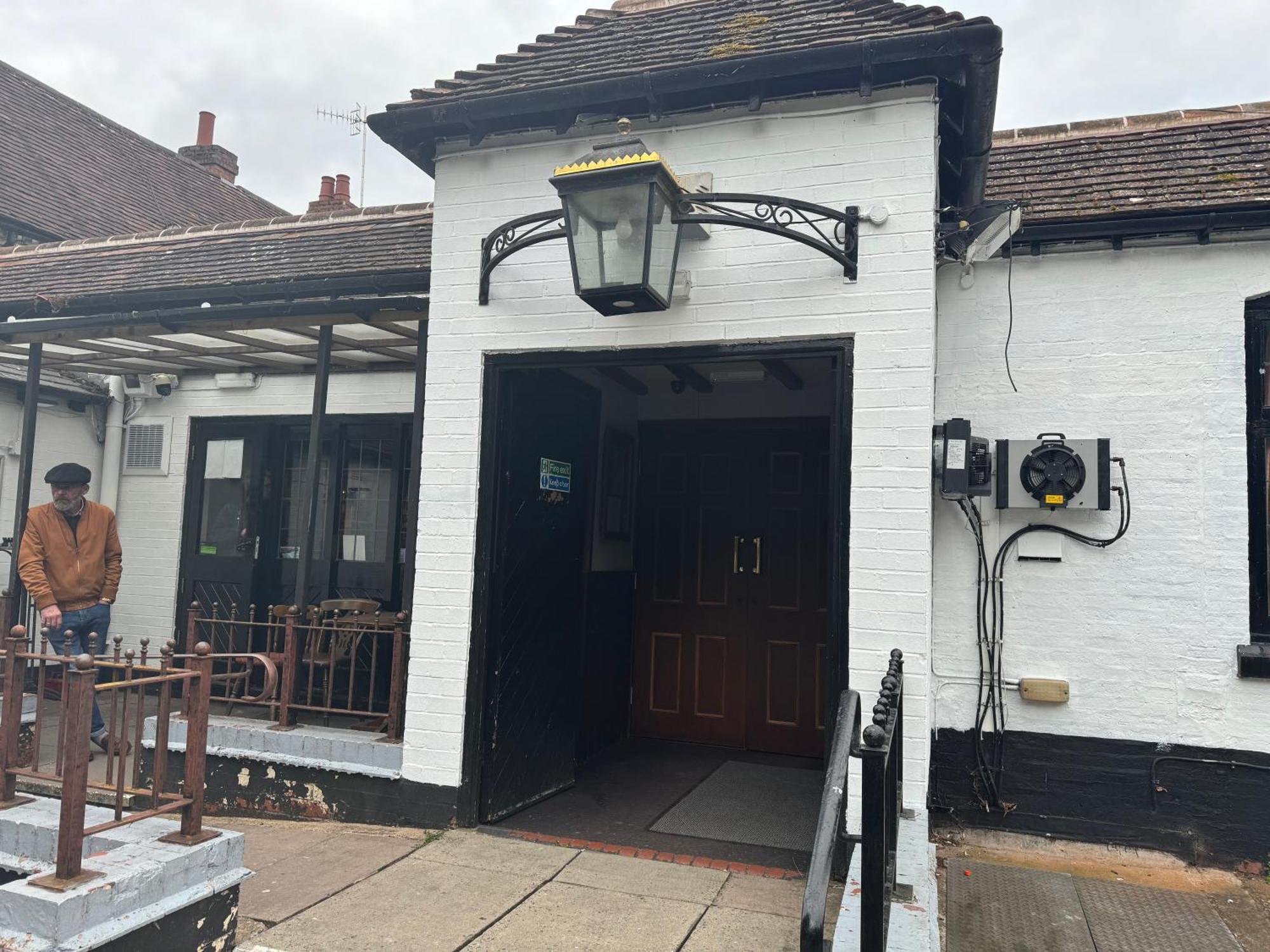 Ye Olde Black Cross Bromsgrove Exterior photo